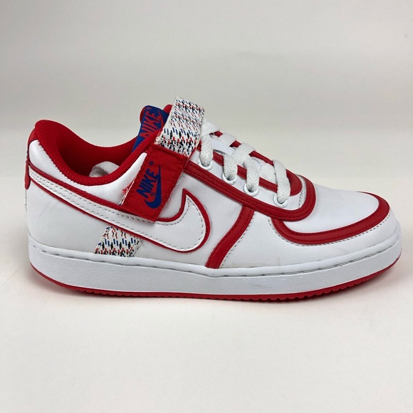 nike red retro shoes